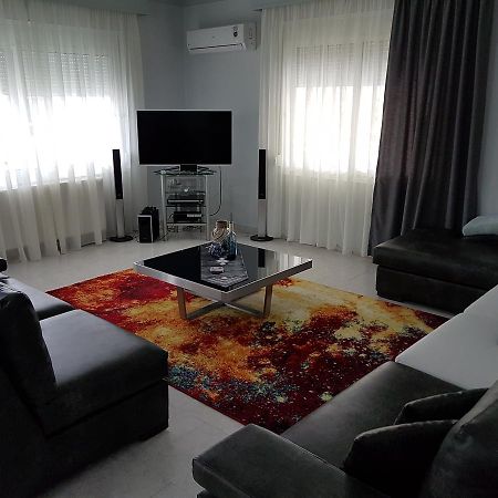 Bourlis Apartments أسبروبالتا المظهر الخارجي الصورة