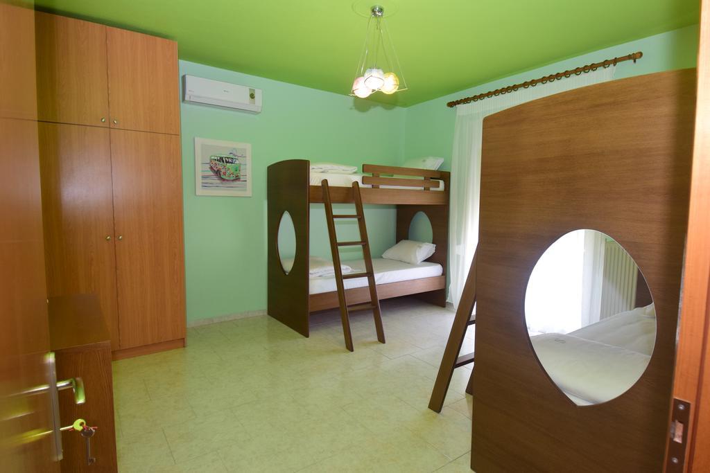 Bourlis Apartments أسبروبالتا المظهر الخارجي الصورة