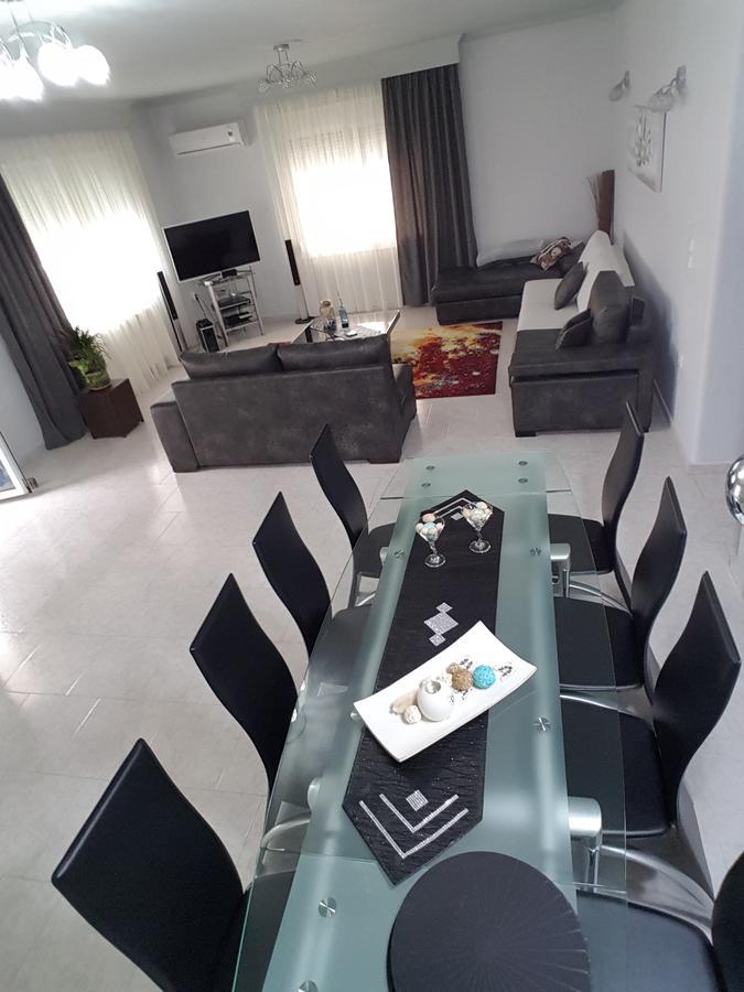 Bourlis Apartments أسبروبالتا المظهر الخارجي الصورة